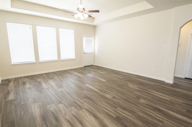 29634 Woodsons Shore Drive, Spring, TX 77386