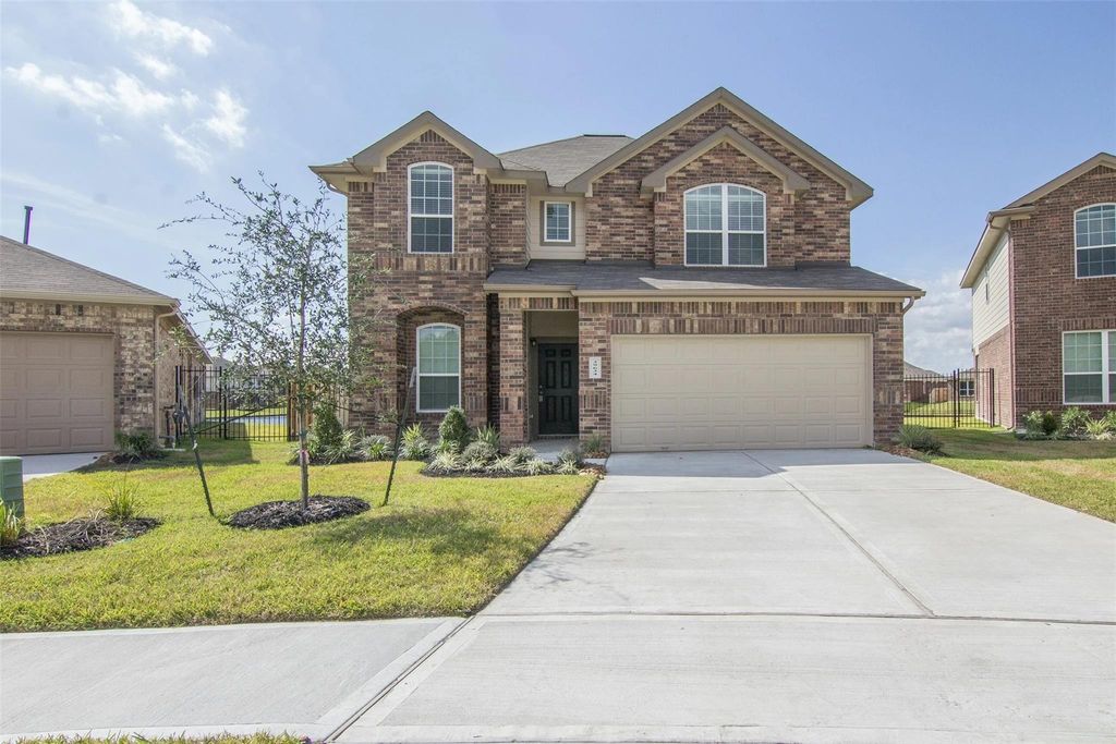 29634 Woodsons Shore Drive, Spring, TX 77386