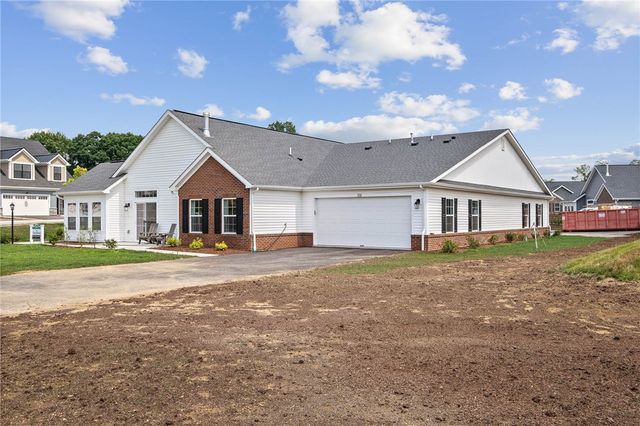 1020 Autumn Woods Drive, Jackson Twp, PA 16033