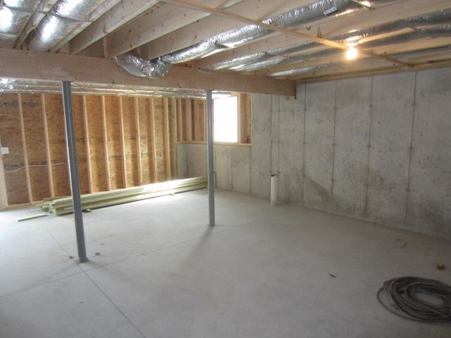 6 Wellington Court, Ossipee, NH 03864