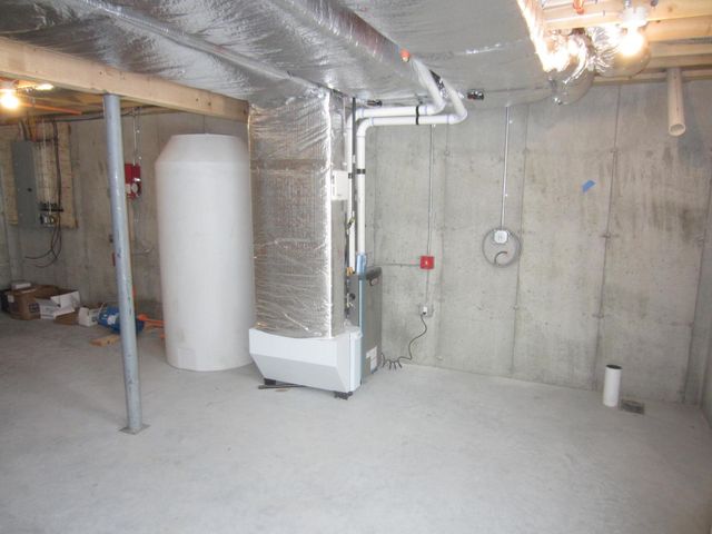 6 Wellington Court, Ossipee, NH 03864