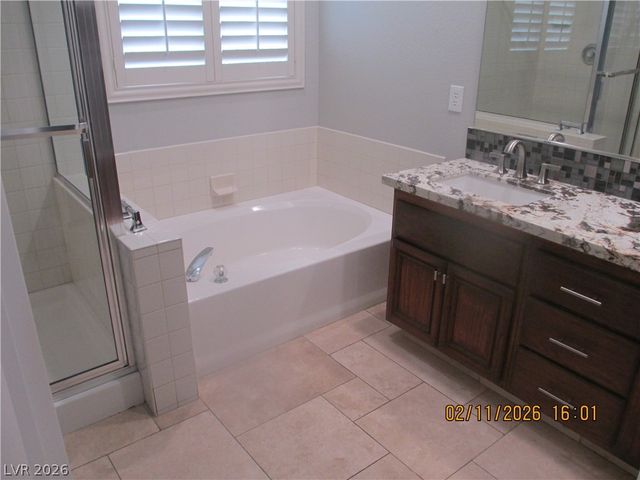 9152 Imperial Castle Court, Las Vegas, NV 89147