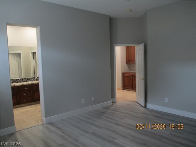 9152 Imperial Castle Court, Las Vegas, NV 89147