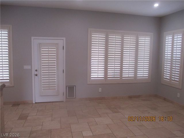 9152 Imperial Castle Court, Las Vegas, NV 89147