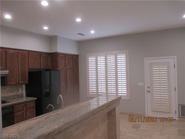 9152 Imperial Castle Court, Las Vegas, NV 89147