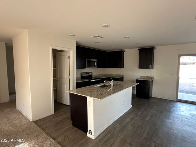 3830 N KALISPELL Court, Casa Grande, AZ 85122