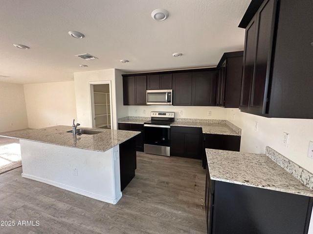 3830 N KALISPELL Court, Casa Grande, AZ 85122