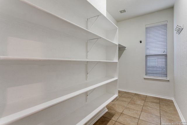 705 Hightrail, Schertz, TX 78108