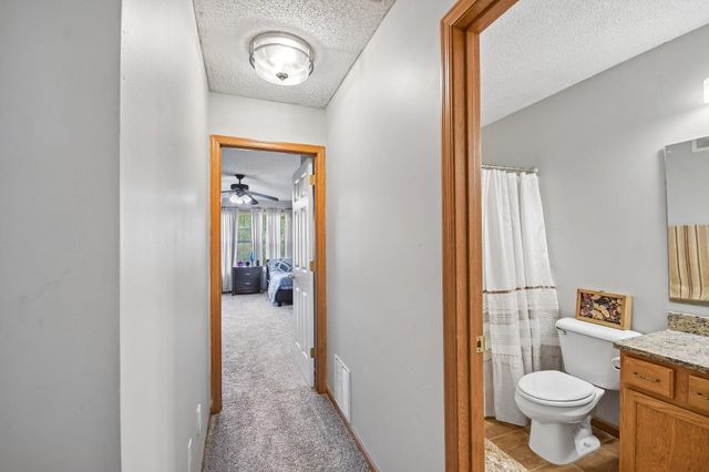 4851 Woodland Avenue, Shakopee, MN 55379