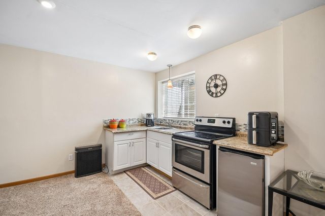 4851 Woodland Avenue, Shakopee, MN 55379