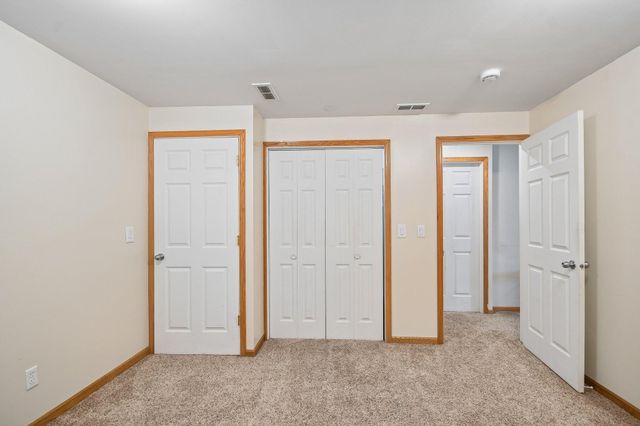 4851 Woodland Avenue, Shakopee, MN 55379