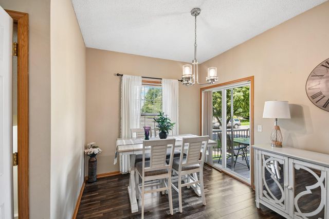 4851 Woodland Avenue, Shakopee, MN 55379