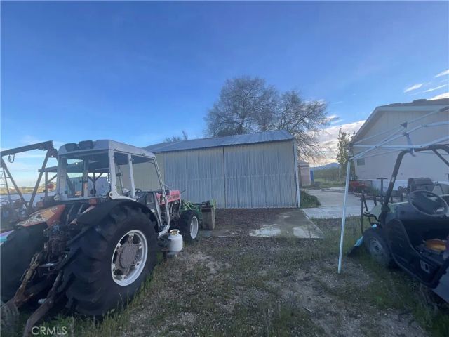 76671 Hesperia, Bradley, CA 93426