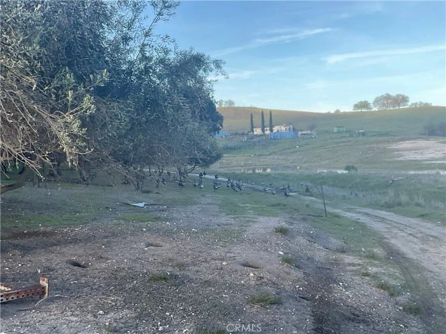 76671 Hesperia, Bradley, CA 93426