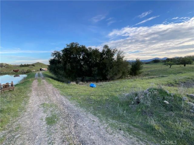 76671 Hesperia, Bradley, CA 93426