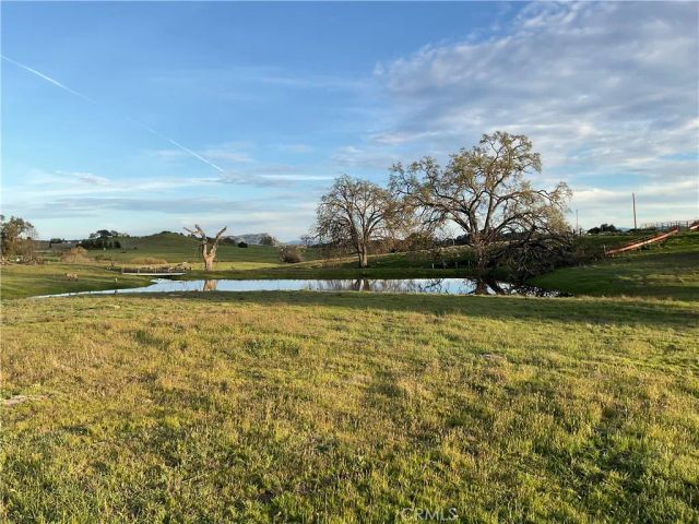 76671 Hesperia, Bradley, CA 93426