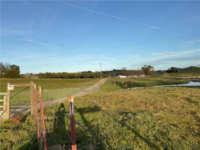 76671 Hesperia, Bradley, CA 93426