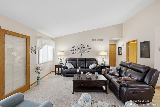 10299 Castletown, Zeeland, MI 49464