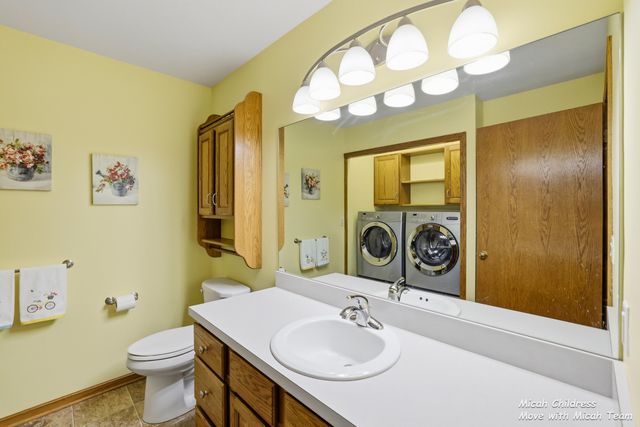 10299 Castletown, Zeeland, MI 49464