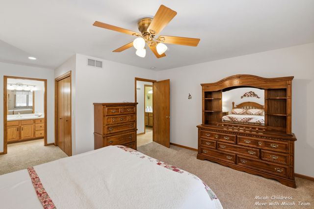 10299 Castletown, Zeeland, MI 49464