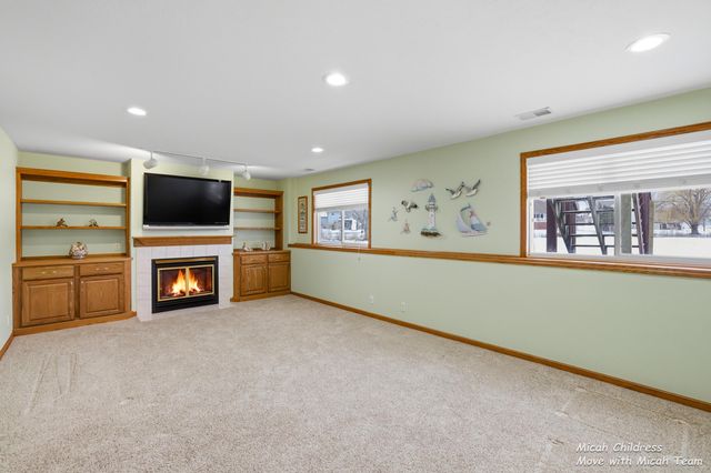 10299 Castletown, Zeeland, MI 49464