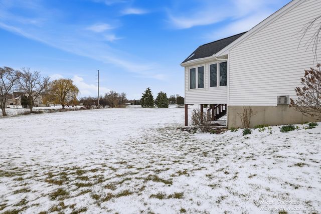 10299 Castletown, Zeeland, MI 49464