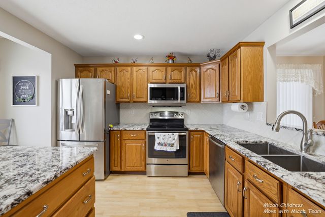 10299 Castletown, Zeeland, MI 49464