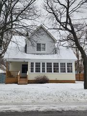 146 Jackson Street, Manistee, MI 49660