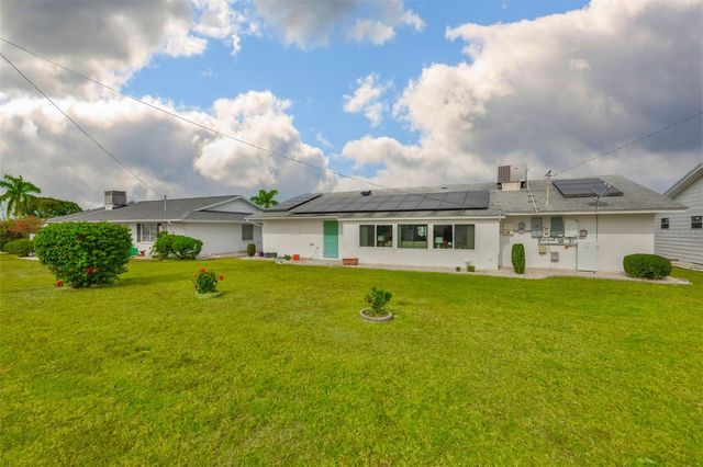 1520 DANBURY DRIVE, Sun City Center, FL 33573