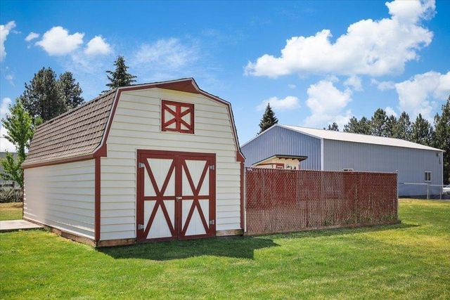 509 S Cavalier Ct, Greenacres, WA 99016