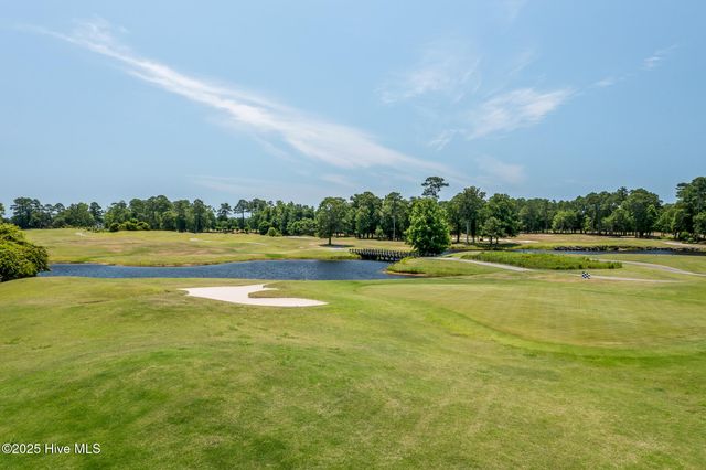 7065 Bloomsbury Court SW, Ocean Isle Beach, NC 28469