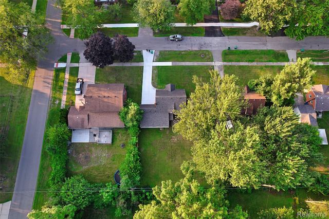 31979 Kathryn Street, Garden City, MI 48135