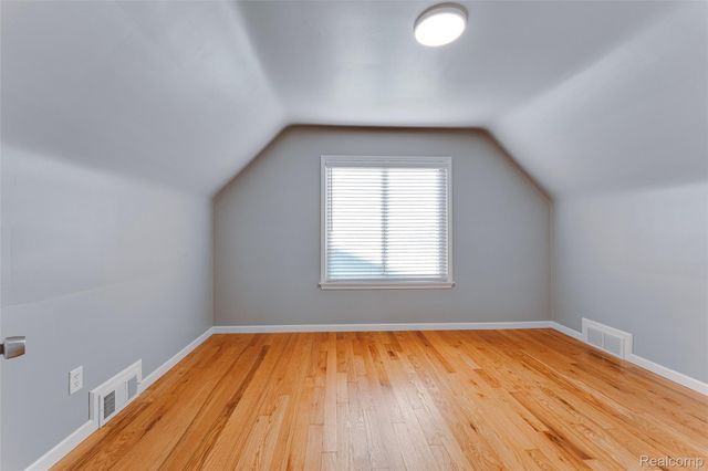 31979 Kathryn Street, Garden City, MI 48135