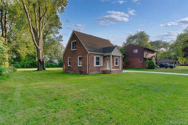 31979 Kathryn Street, Garden City, MI 48135