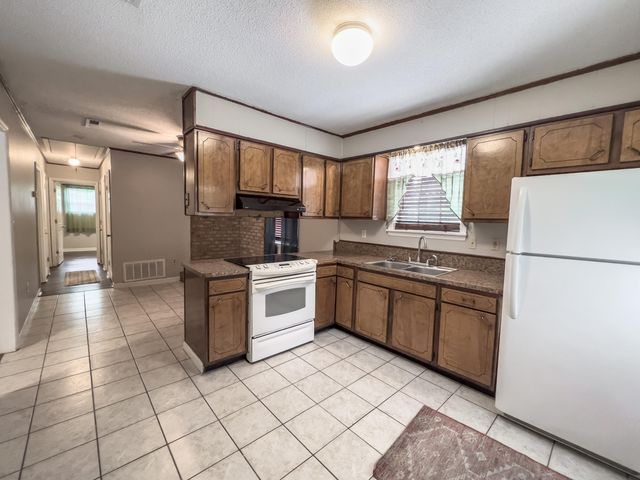 226 Barshay Drive, Summerville, SC 29483