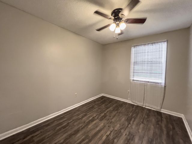 226 Barshay Drive, Summerville, SC 29483