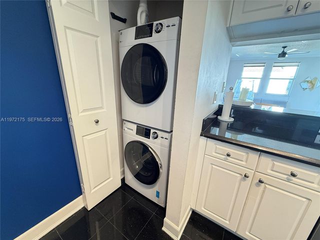 17145 N Bay Rd 4613, Sunny Isles Beach, FL 33160