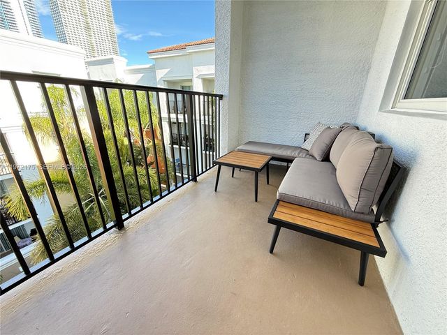 17145 N Bay Rd 4613, Sunny Isles Beach, FL 33160
