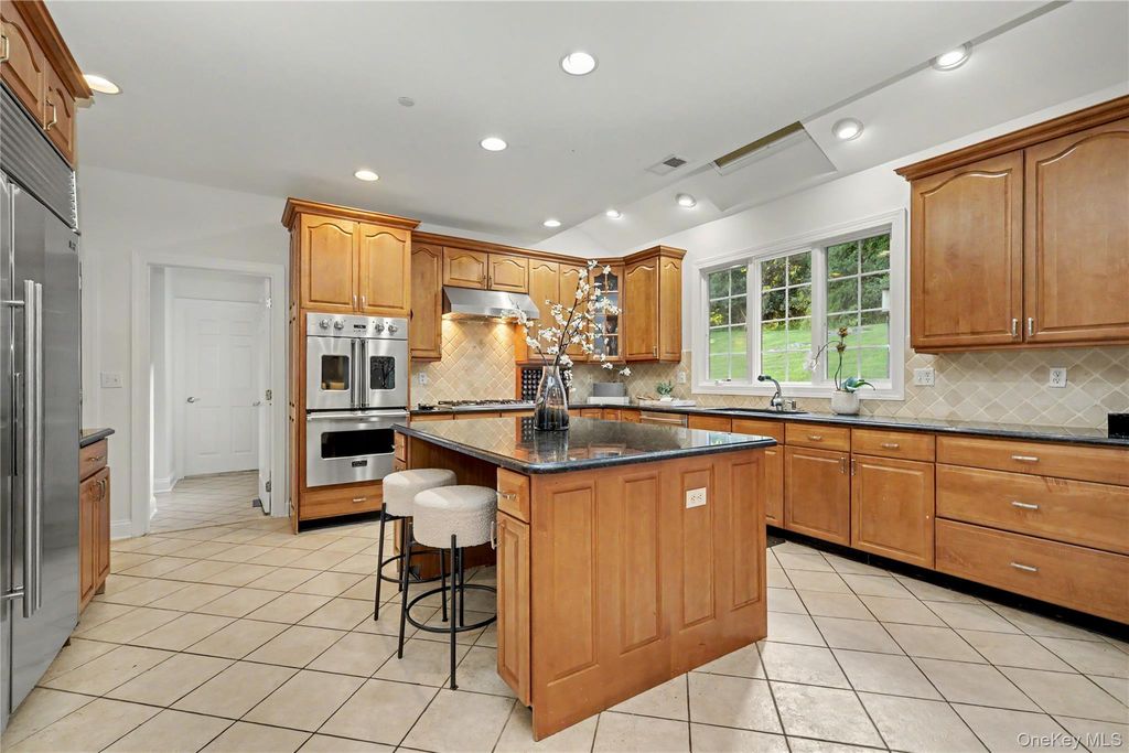 11 Faith Lane, Ardsley, NY 10502 — photo 5