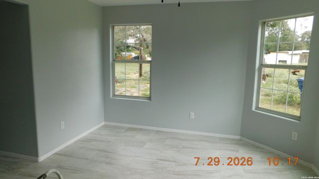 55 S 3rd, Somerset, TX 78069