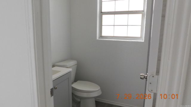 55 S 3rd, Somerset, TX 78069