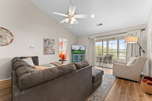 500 Spring Creek Road 8, Branson, MO 65616