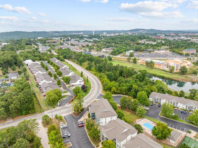 500 Spring Creek Road 8, Branson, MO 65616