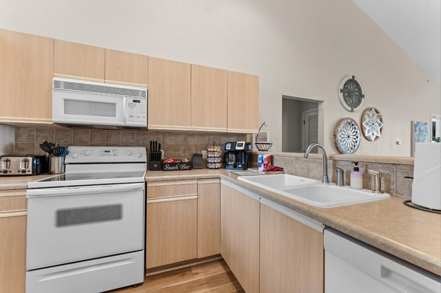 500 Spring Creek Road 8, Branson, MO 65616