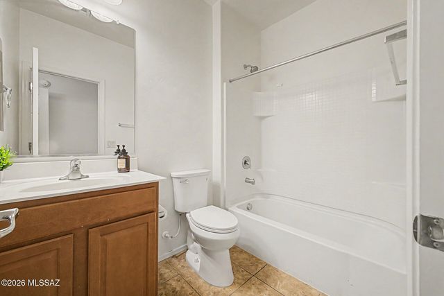 9855 N Crook Lane, Tucson, AZ 85742