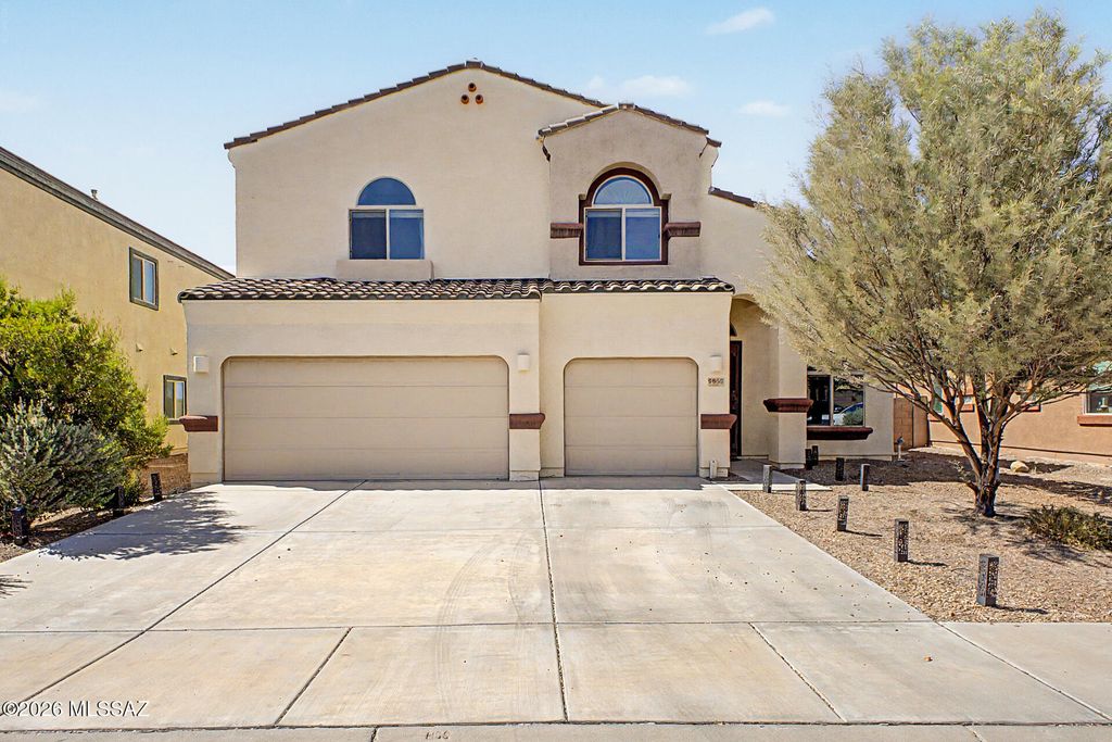 9855 N Crook Lane, Tucson, AZ 85742