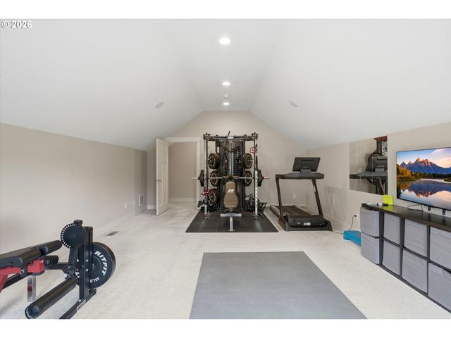 21860 Se EDWARD Dr, Damascus, OR 97089