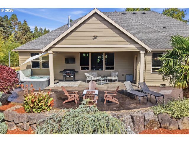 21860 Se EDWARD Dr, Damascus, OR 97089