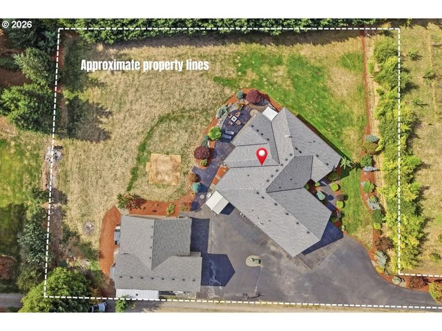 21860 Se EDWARD Dr, Damascus, OR 97089