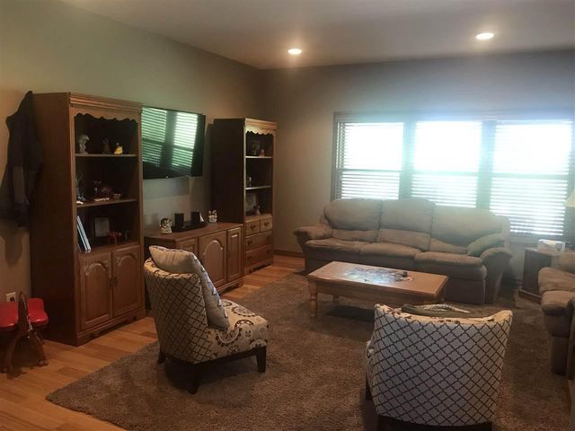 1107 N TWIN HARBOR DRIVE, Winneconne, WI 54986